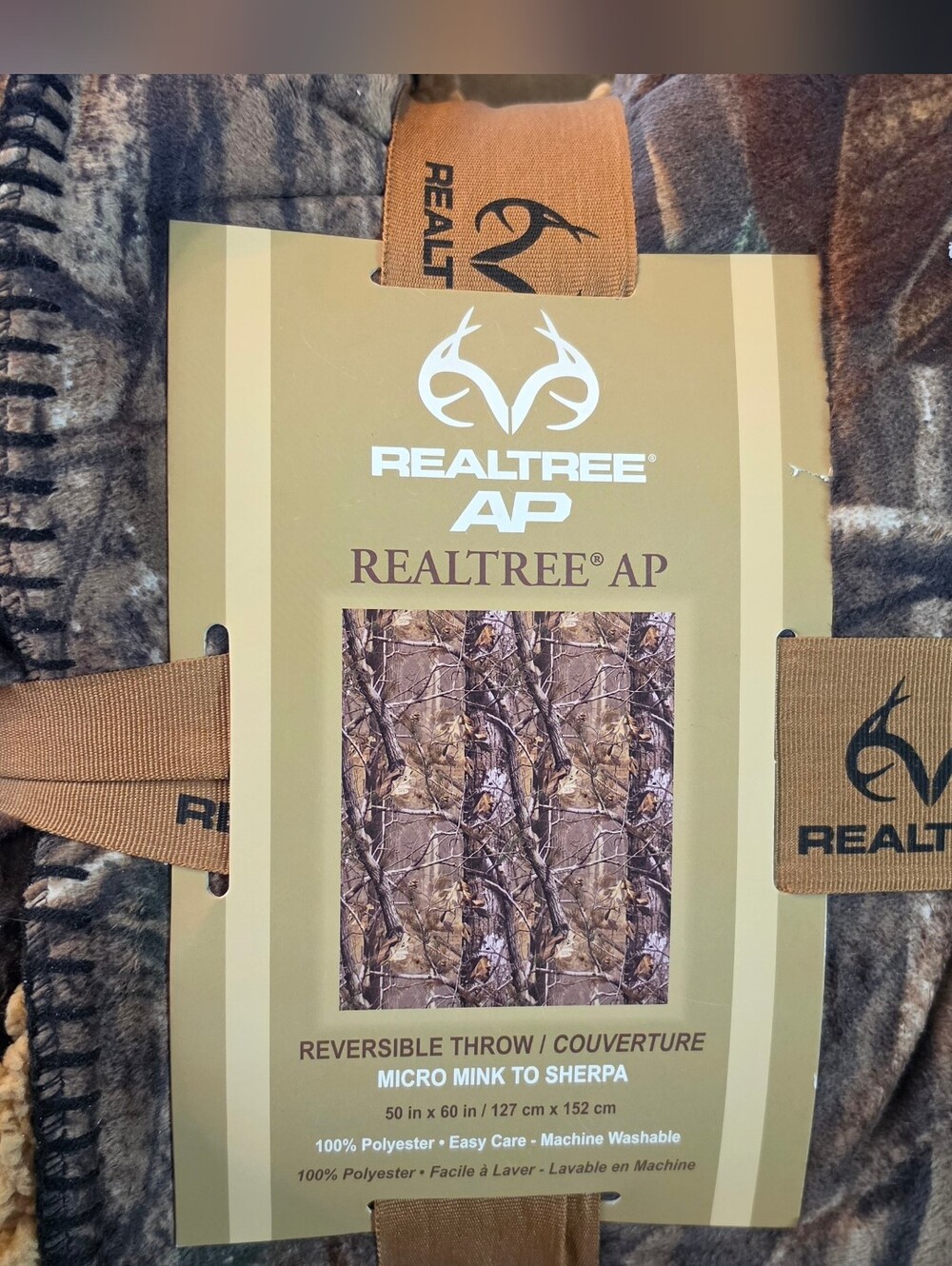 Realtree AP Reversible Throw Blanket 50x60" - Micromink to Sherpa Camo - NWT